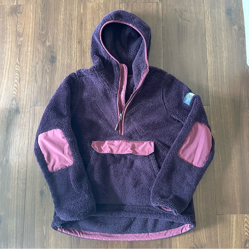 North Face fleece pullover